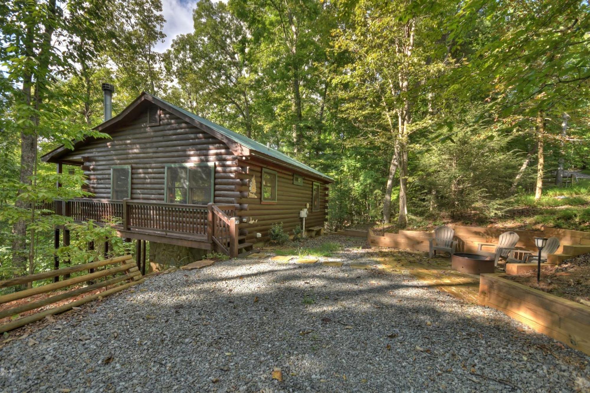Bearfoot Ridge Wood-Burning Fireplace Cozy Hot Tub Serene Views Ellijay Eksteriør billede
