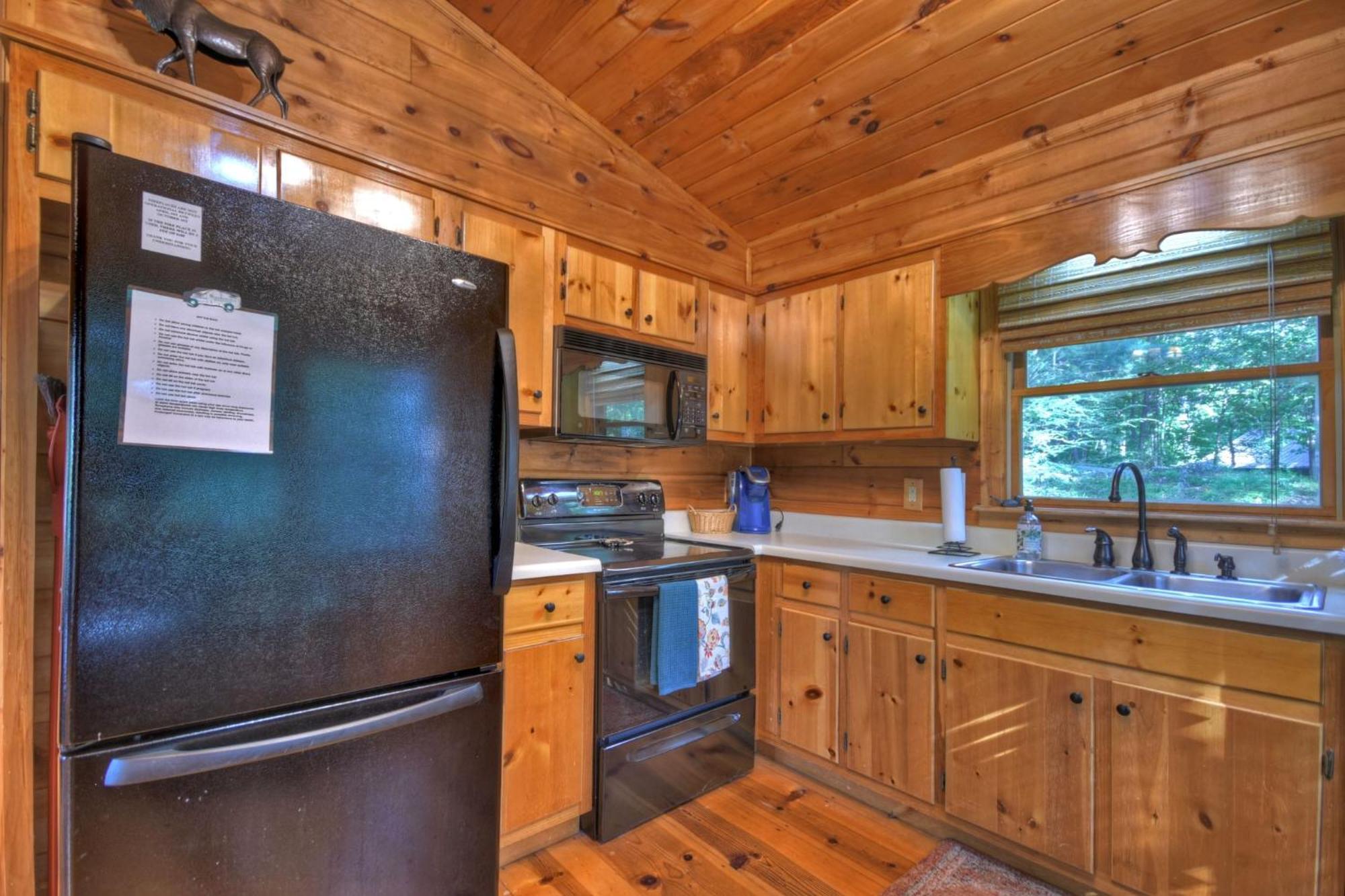 Bearfoot Ridge Wood-Burning Fireplace Cozy Hot Tub Serene Views Ellijay Eksteriør billede