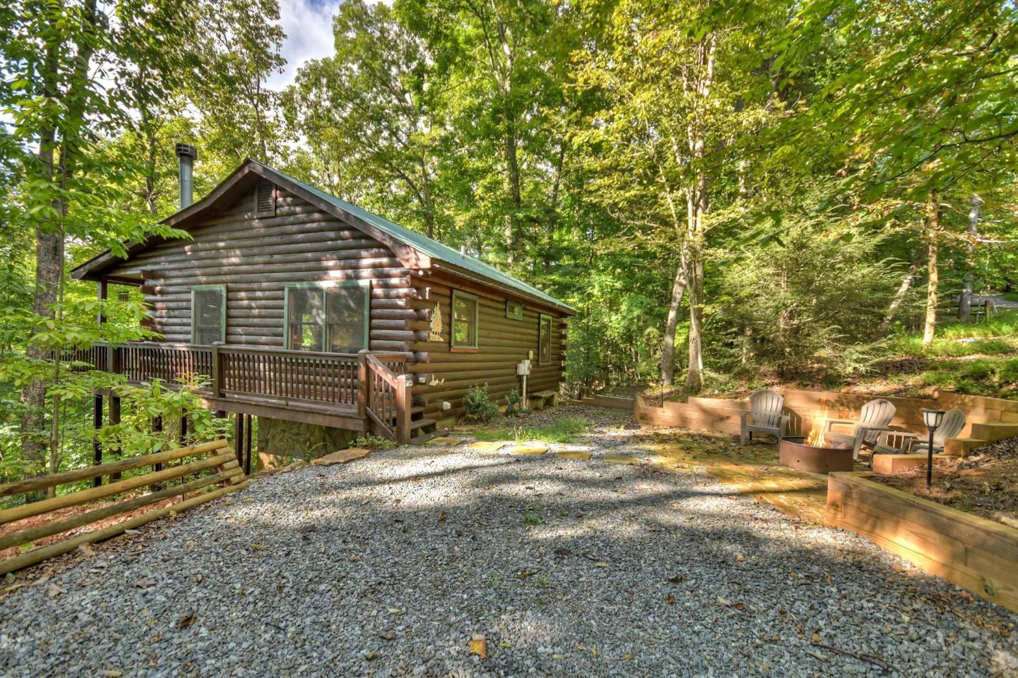 Bearfoot Ridge Wood-Burning Fireplace Cozy Hot Tub Serene Views Ellijay Eksteriør billede