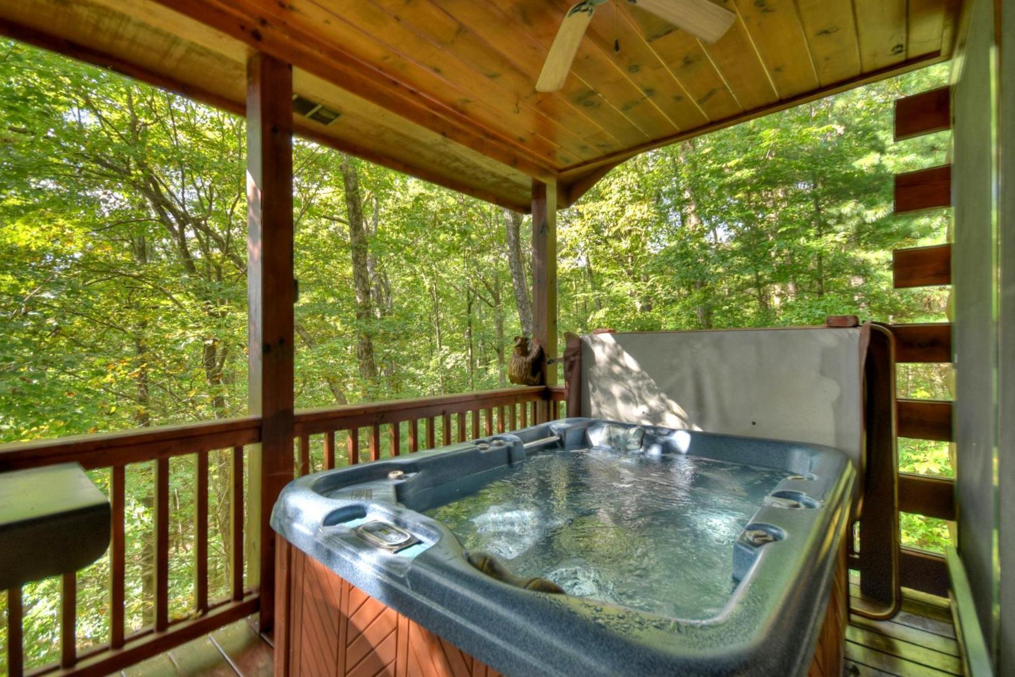 Bearfoot Ridge Wood-Burning Fireplace Cozy Hot Tub Serene Views Ellijay Eksteriør billede